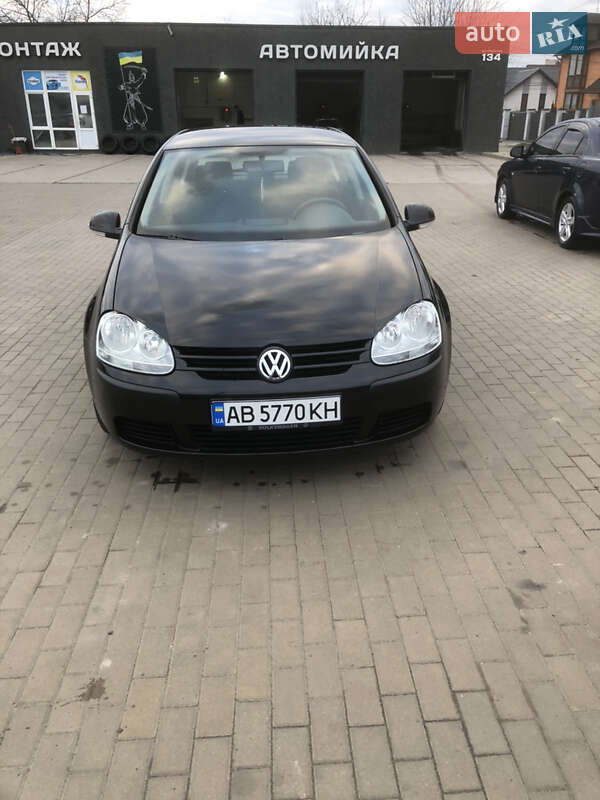 Volkswagen Golf (2004)