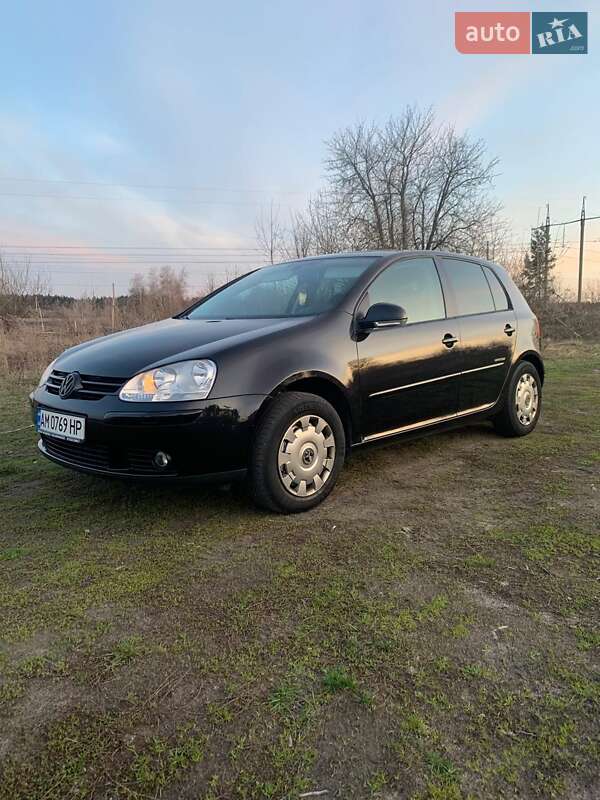 Volkswagen Golf (2008)