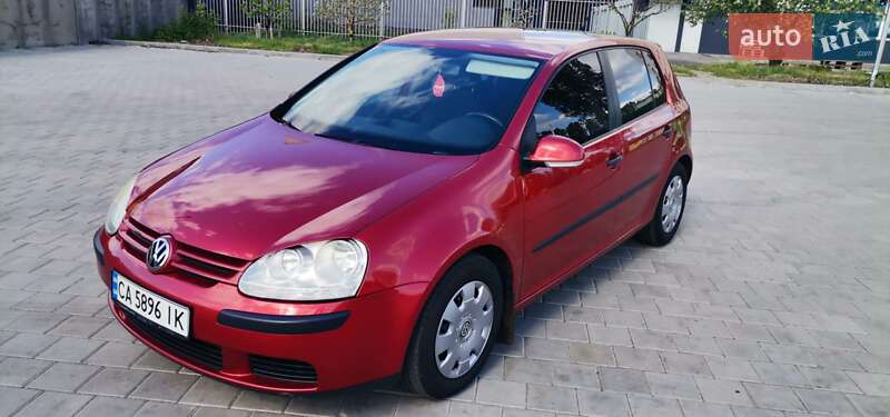 Volkswagen Golf (2005)