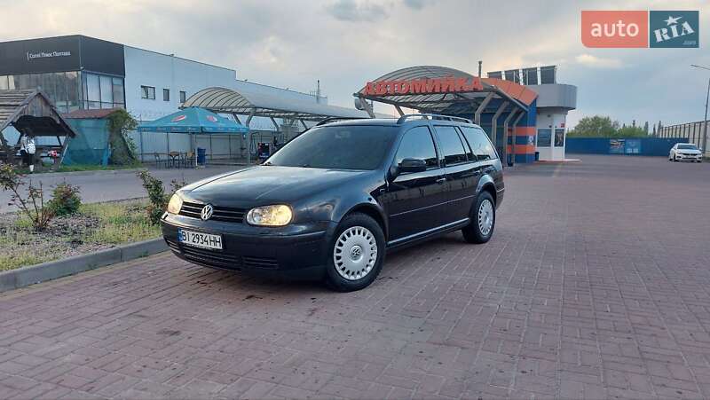Volkswagen Golf (2003)