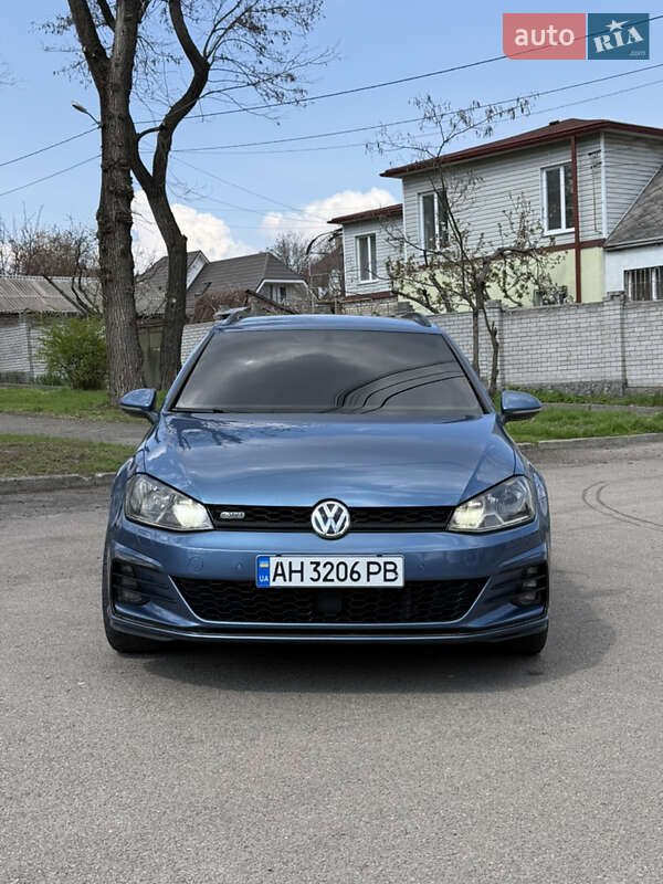 Volkswagen Golf (2014)