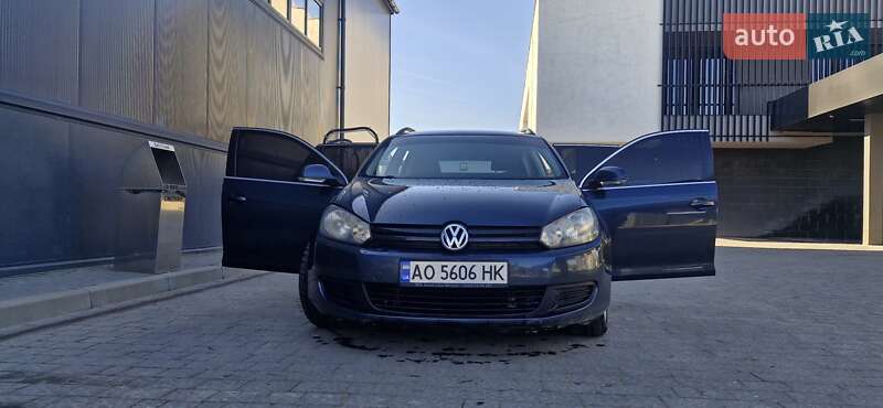 Volkswagen Golf (2010)