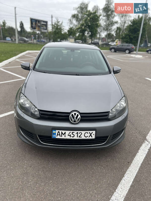 Volkswagen Golf (2012)