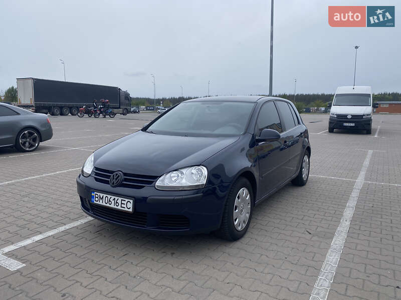 Volkswagen Golf (2004)