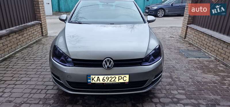 Volkswagen Golf (2017)