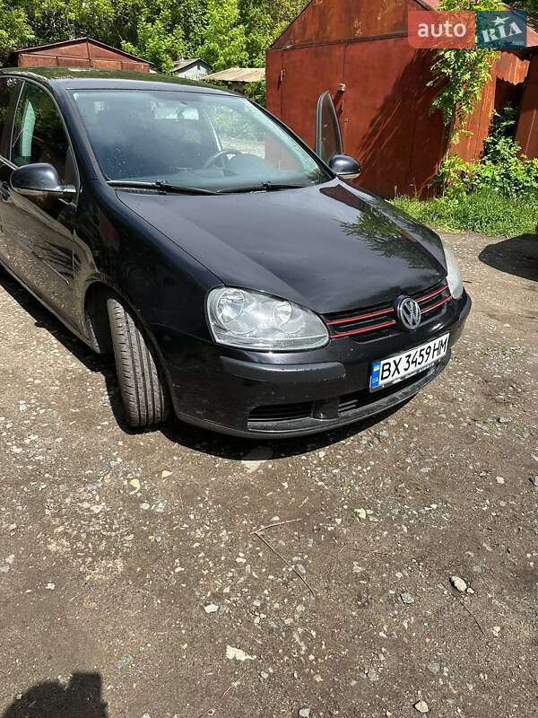 Volkswagen Golf (2003)