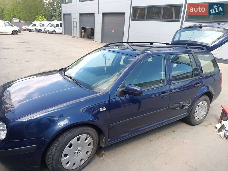 Volkswagen Golf (2002)