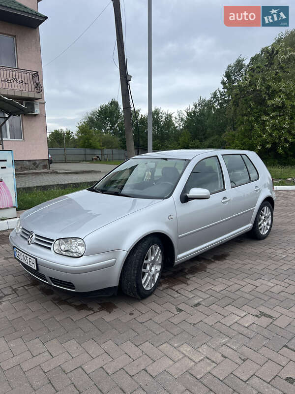 Volkswagen Golf (2001)