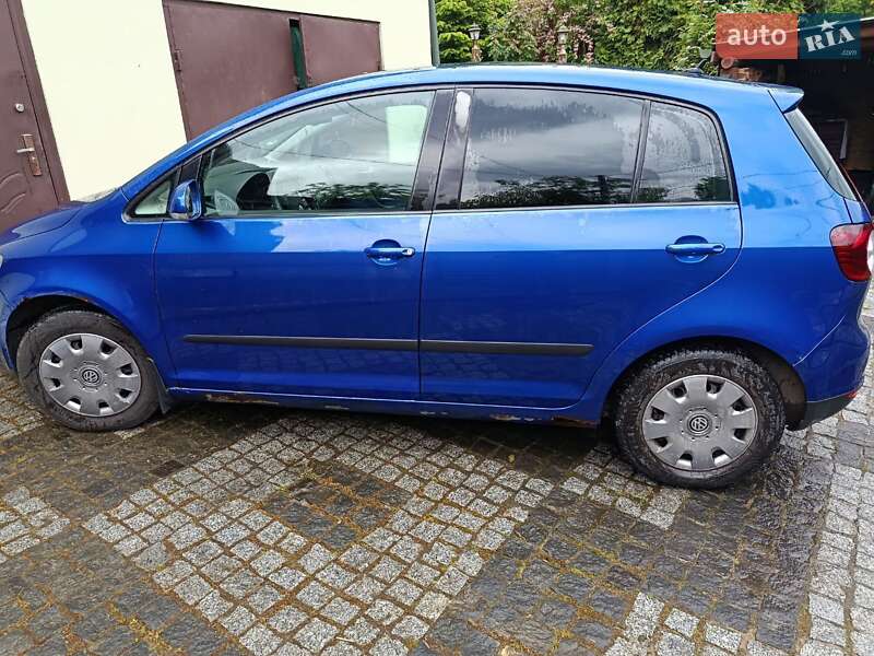 Volkswagen Golf (2005)