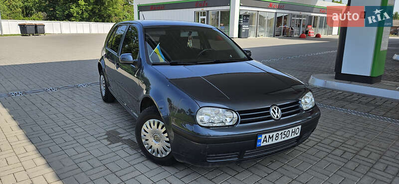 Volkswagen Golf (1999)