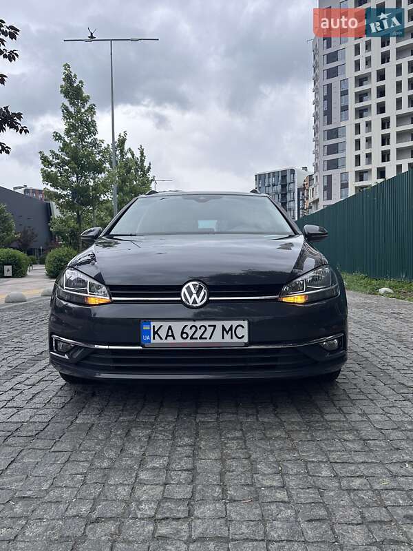 Volkswagen Golf (2018)