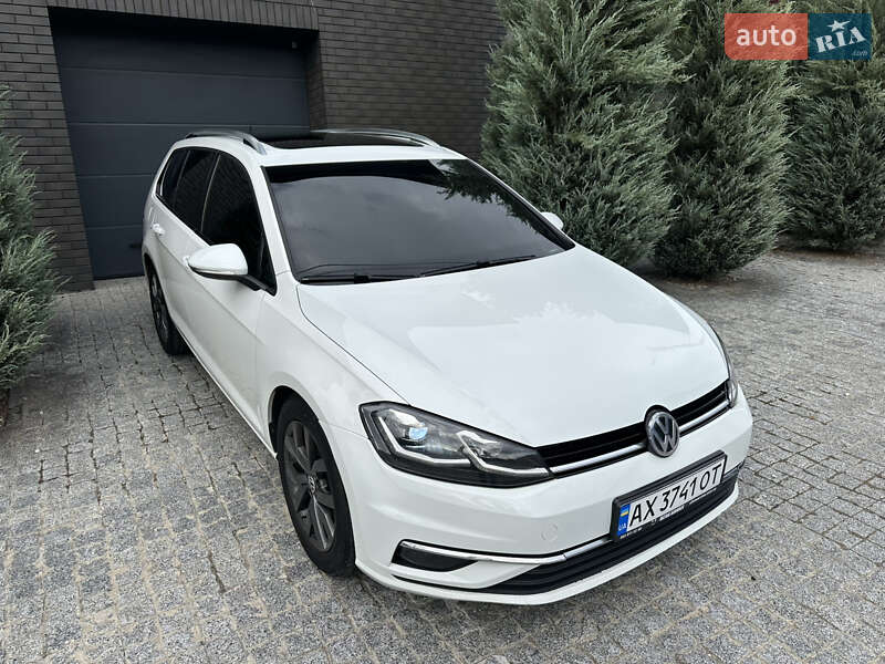 Volkswagen Golf (2017)