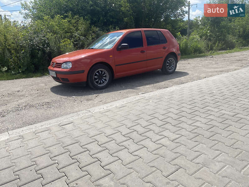 Volkswagen Golf (1998)