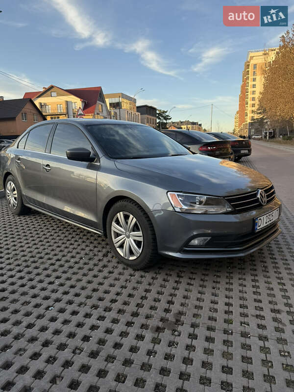Volkswagen Jetta (2016)