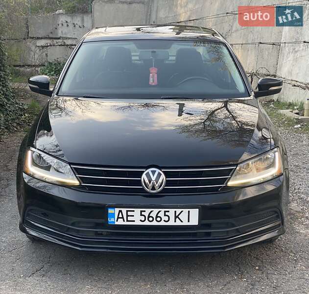 Volkswagen Jetta (2017)