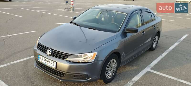 Volkswagen Jetta (2012)