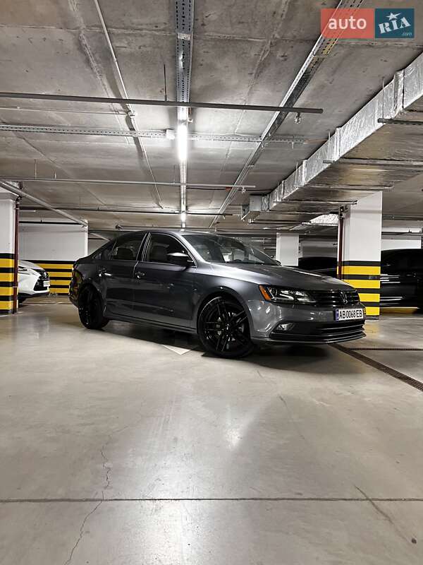Volkswagen Jetta (2016)