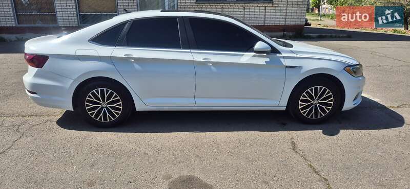 Volkswagen Jetta (2018)