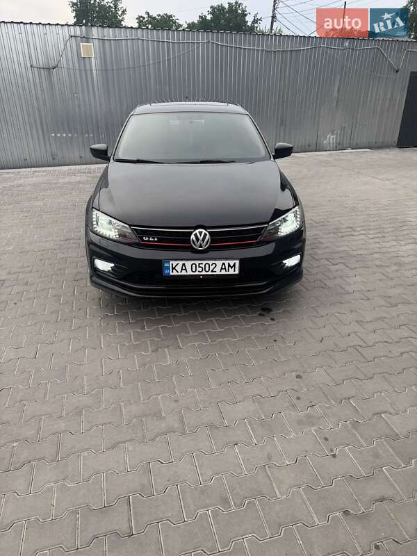 Volkswagen Jetta (2012)