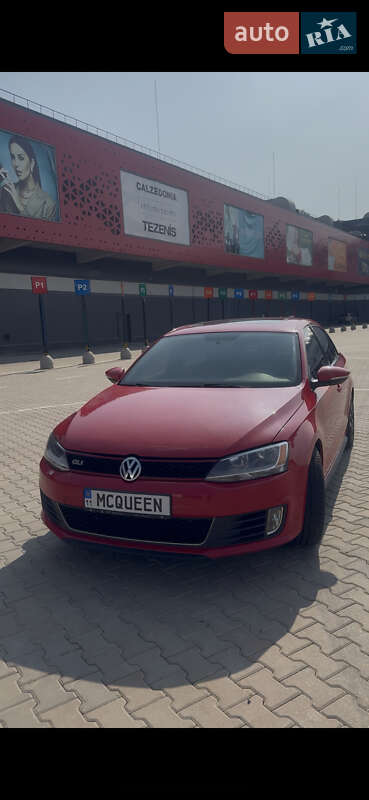 Volkswagen Jetta (2013)