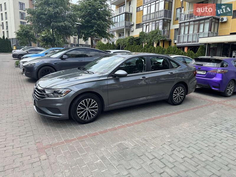 Volkswagen Jetta (2018)