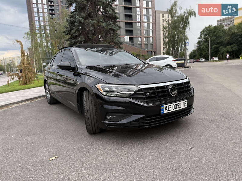 Volkswagen Jetta (2018)