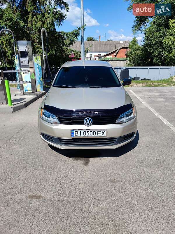 Volkswagen Jetta (2012)