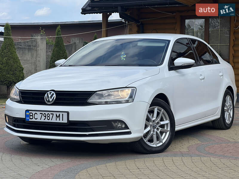 Volkswagen Jetta (2016)