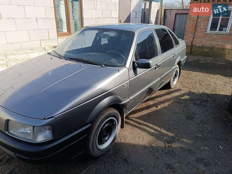 Volkswagen Passat (1991)