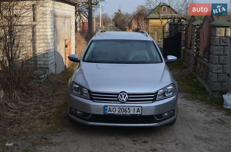 Volkswagen Passat (2012)