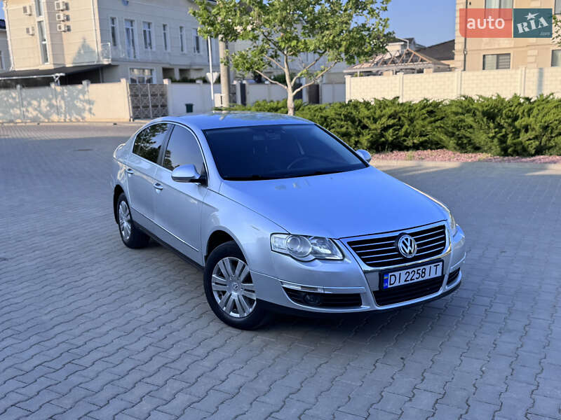 Volkswagen Passat (2008)