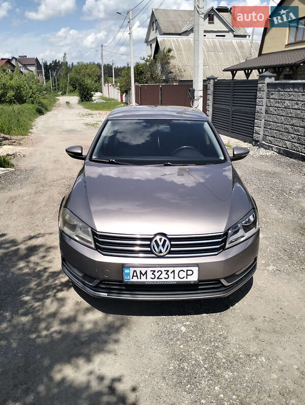 Volkswagen Passat (2011)