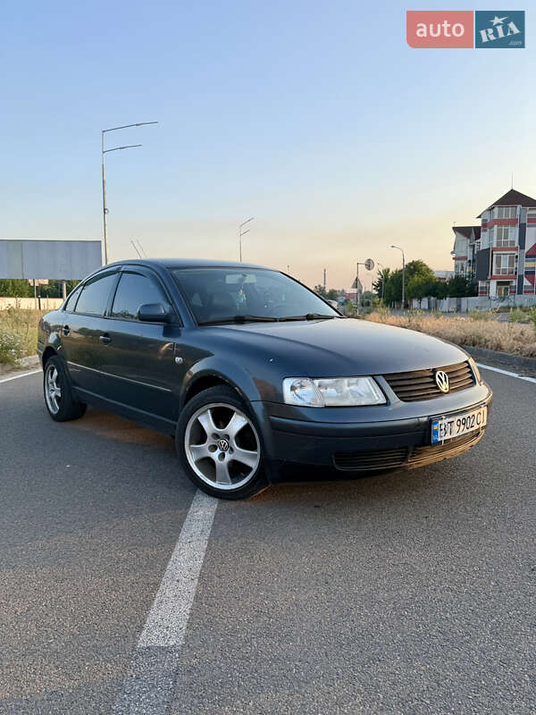 Volkswagen Passat (1999)