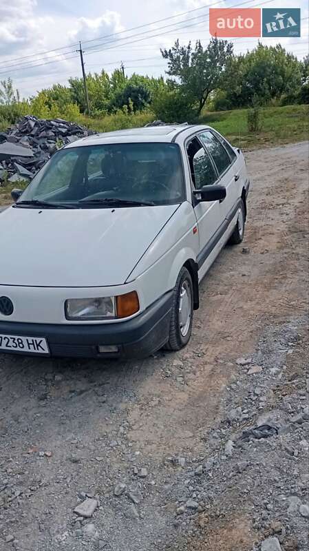 Volkswagen Passat (1993)