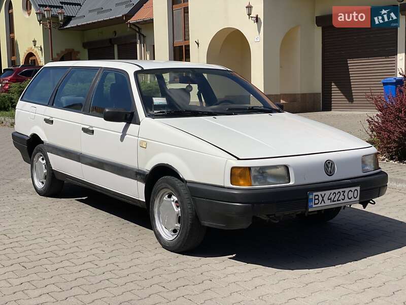 Volkswagen Passat (1990)