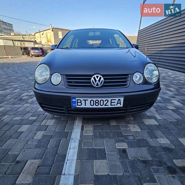 Volkswagen Polo (2002)