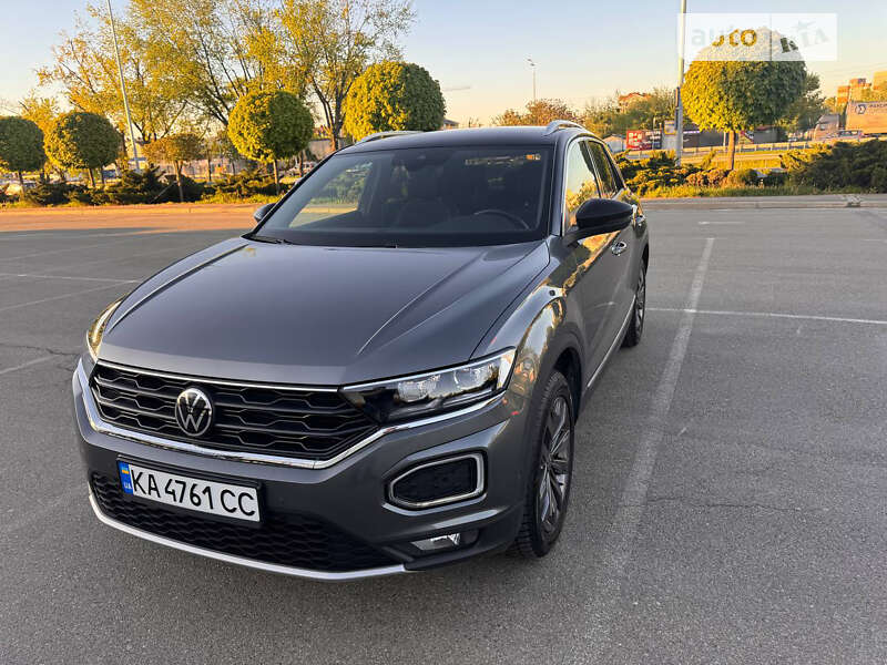 Volkswagen T-roc (2021)