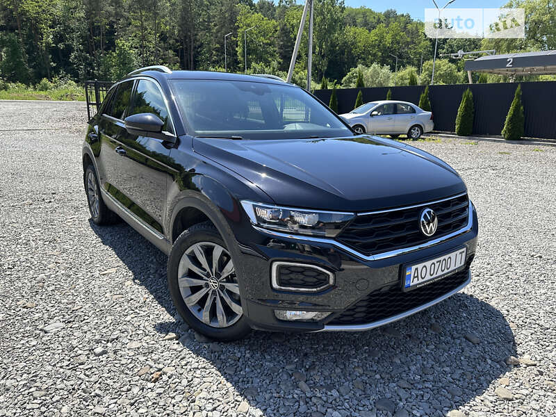 Volkswagen T-roc (2021)