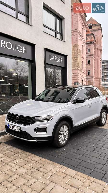 Volkswagen T-roc (2021)