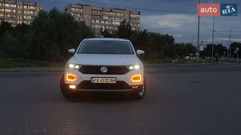 Volkswagen T-roc (2019)