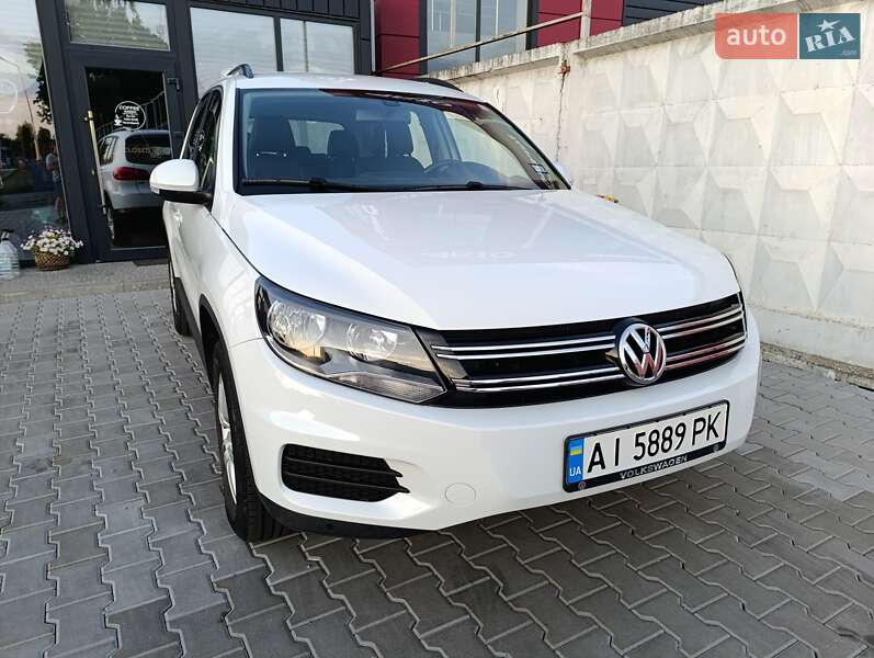 Volkswagen Tiguan (2016)