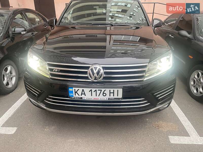 Volkswagen Touareg (2015)