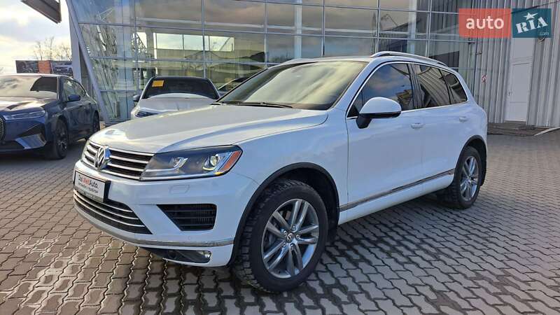 Volkswagen Touareg (2015)