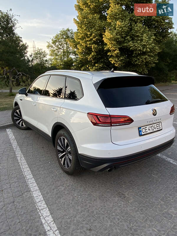 Volkswagen Touareg (2021)