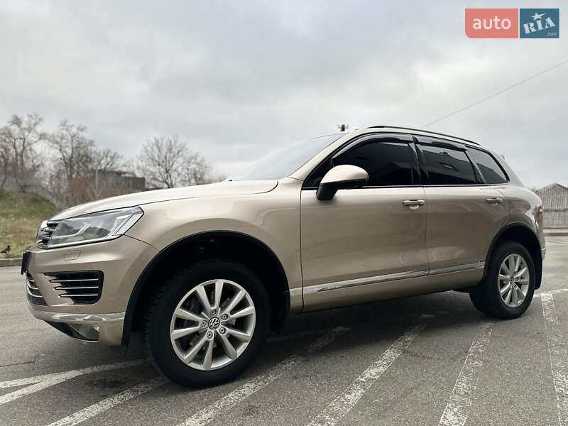 Volkswagen Touareg (2015)