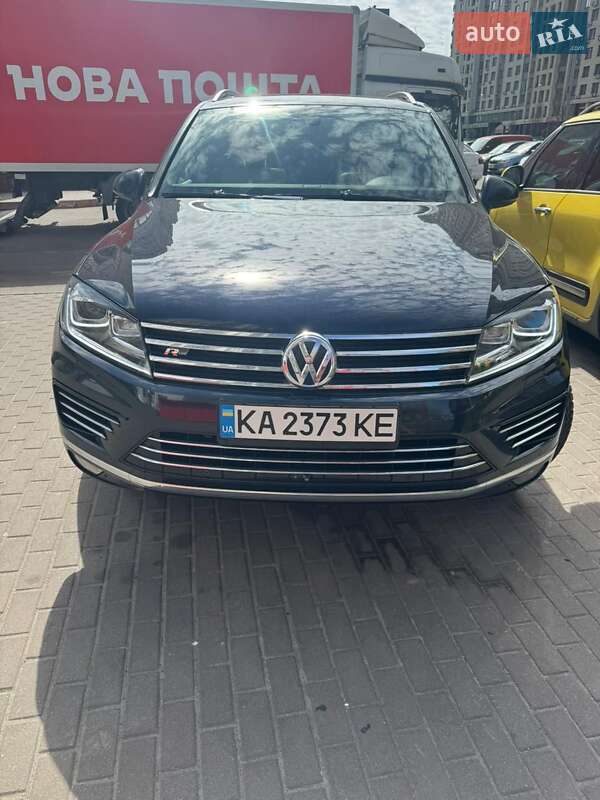 Volkswagen Touareg (2015)