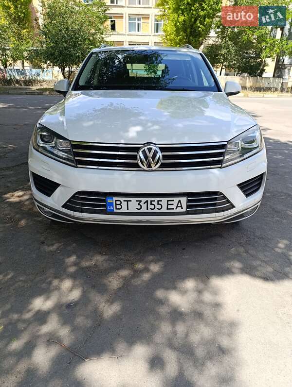 Volkswagen Touareg (2015)