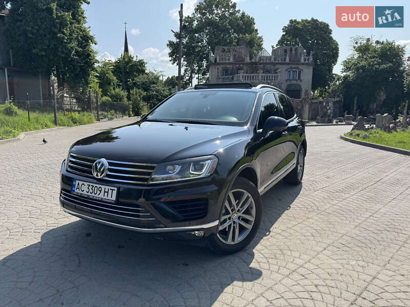 Volkswagen Touareg (2015)