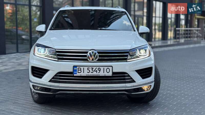 Volkswagen Touareg (2015)
