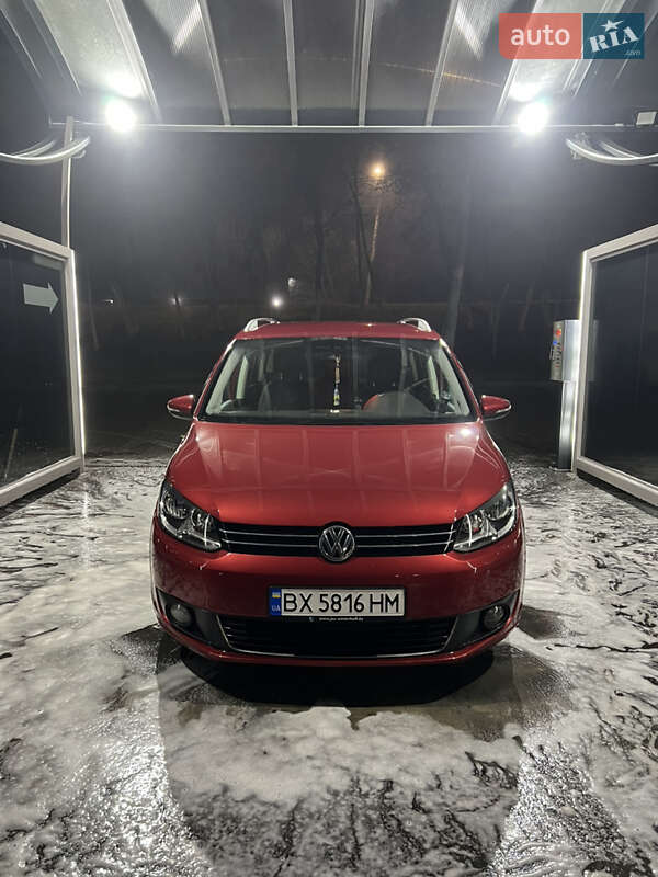 Volkswagen Touran (2014)